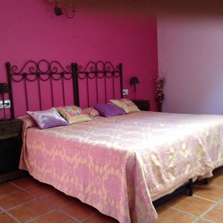Hostal Camino Del Perdon Uterga Zewnętrze zdjęcie