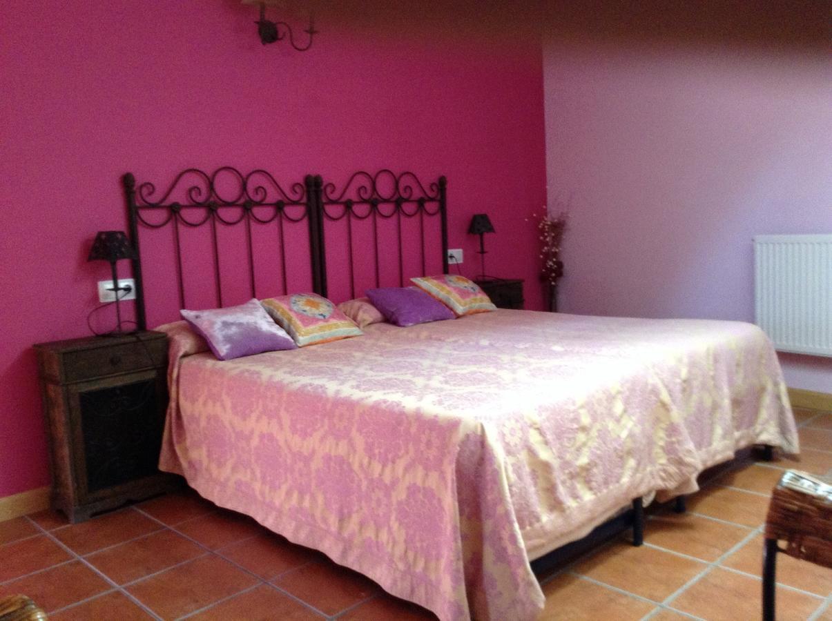 Hostal Camino Del Perdon Uterga Zewnętrze zdjęcie