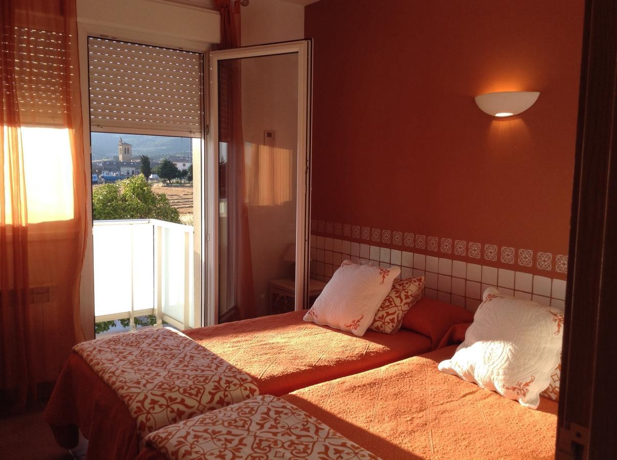 Hostal Camino Del Perdon Uterga Zewnętrze zdjęcie
